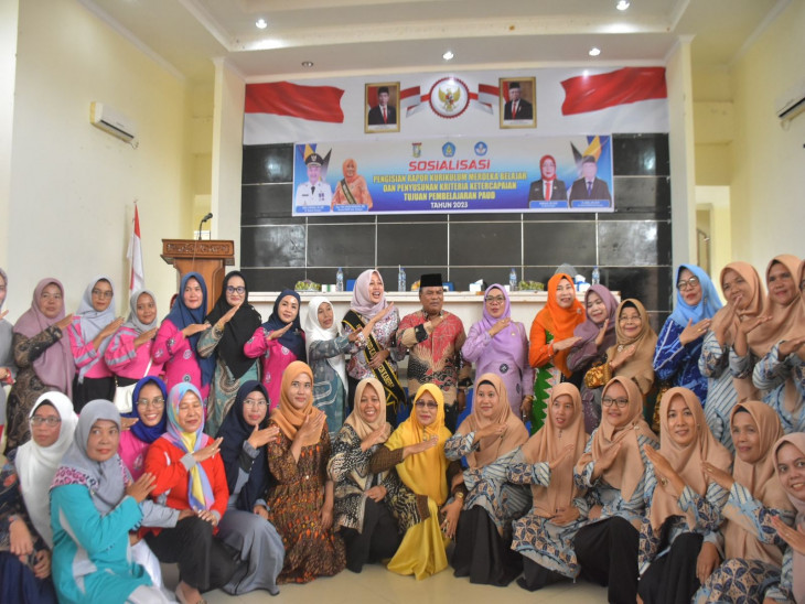 Buka Sosialisasi Penyusunan Rapor Kurikulum Merdeka Belajar secara resmi, drg.Yusi sampaikan hal ini