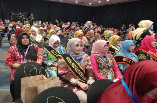 hadirnya drg.Yusi pada Pembukaan Apresiasi PAUD Nasional merupakan dukungan terhadap Program PAUD